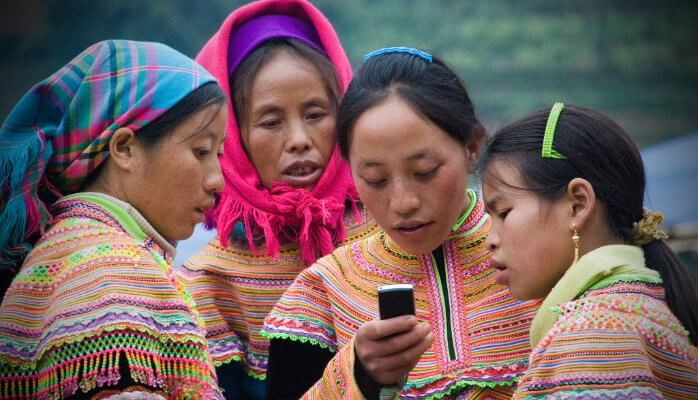 Your-Customers-Mobile-Experience-Dont-Ignore-It-colin-shaw-featured-image
